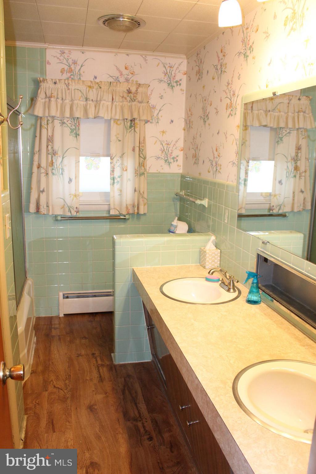 24 Carrolls Tract Road Fairfield, PA 17320 - Photo 33 of 47 Hall Bath
