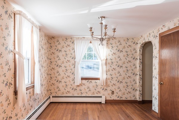 22 Holly Road Braintree, MA 02184 - Photo 11 of 28 Gallery Image 11