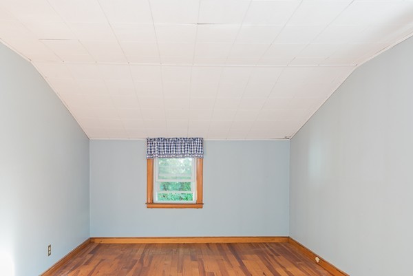 22 Holly Road Braintree, MA 02184 - Photo 19 of 28 Gallery Image 19