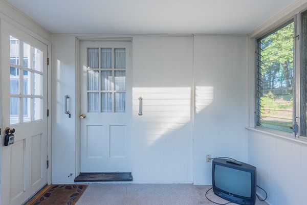 22 Holly Road Braintree, MA 02184 - Photo 26 of 28 Gallery Image 26