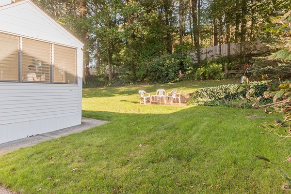 22 Holly Road Braintree, MA 02184 - Photo 3 of 28 Gallery Image 3