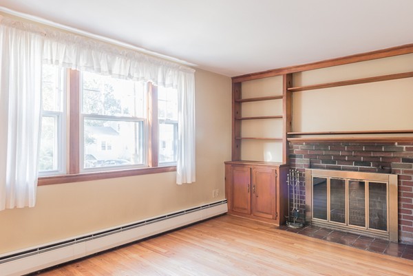 22 Holly Road Braintree, MA 02184 - Photo 8 of 28 Gallery Image 8