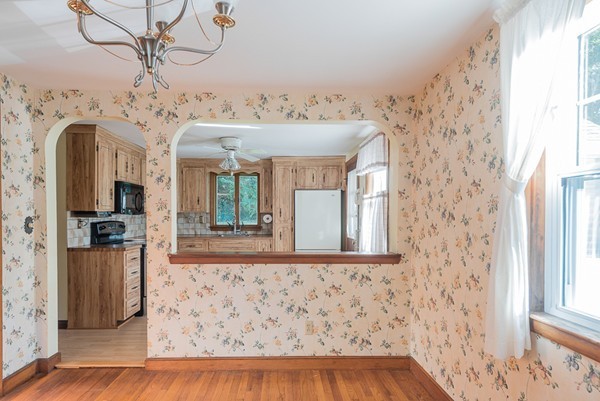 22 Holly Road Braintree, MA 02184 - Photo 10 of 28 Gallery Image 10