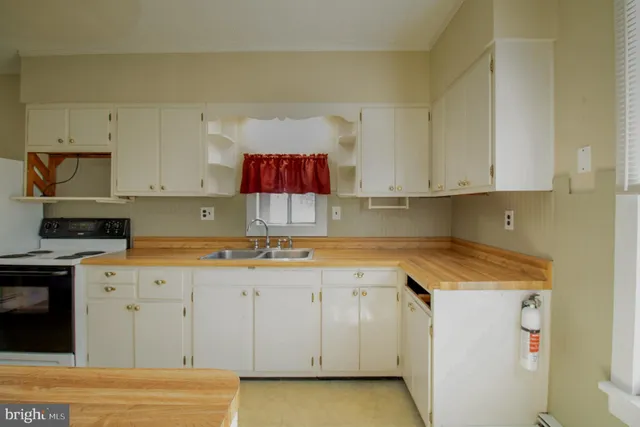 $300,000 | 110 North Dupont Boulevard, Smyrna, DE 19977