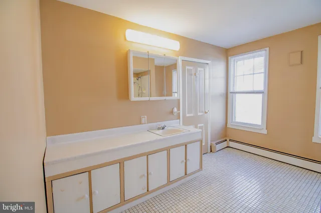 $300,000 | 110 North Dupont Boulevard, Smyrna, DE 19977