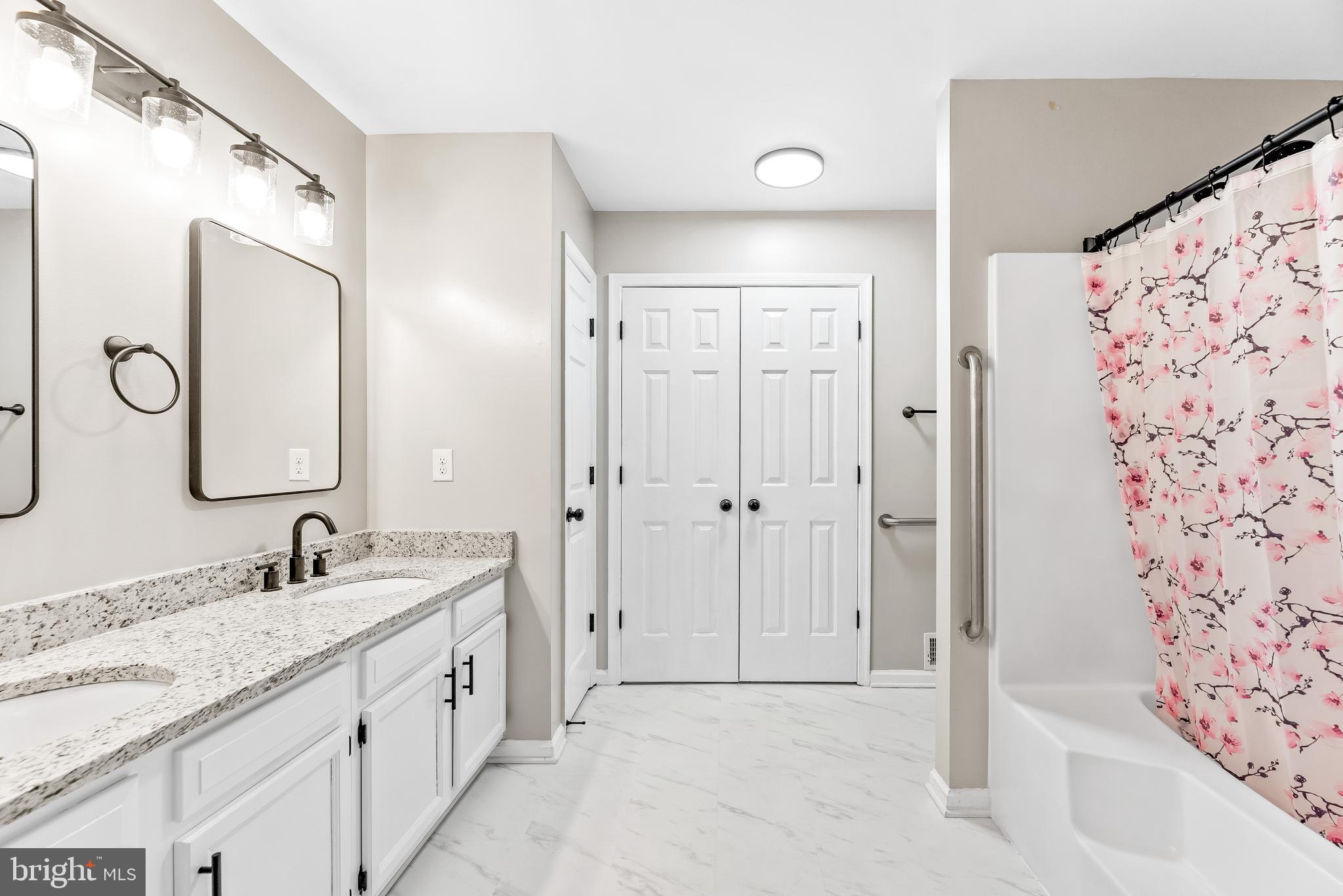 25696 Ricky Drive Hollywood, MD 20636 - Photo 37 of 44 Primary Bathroom