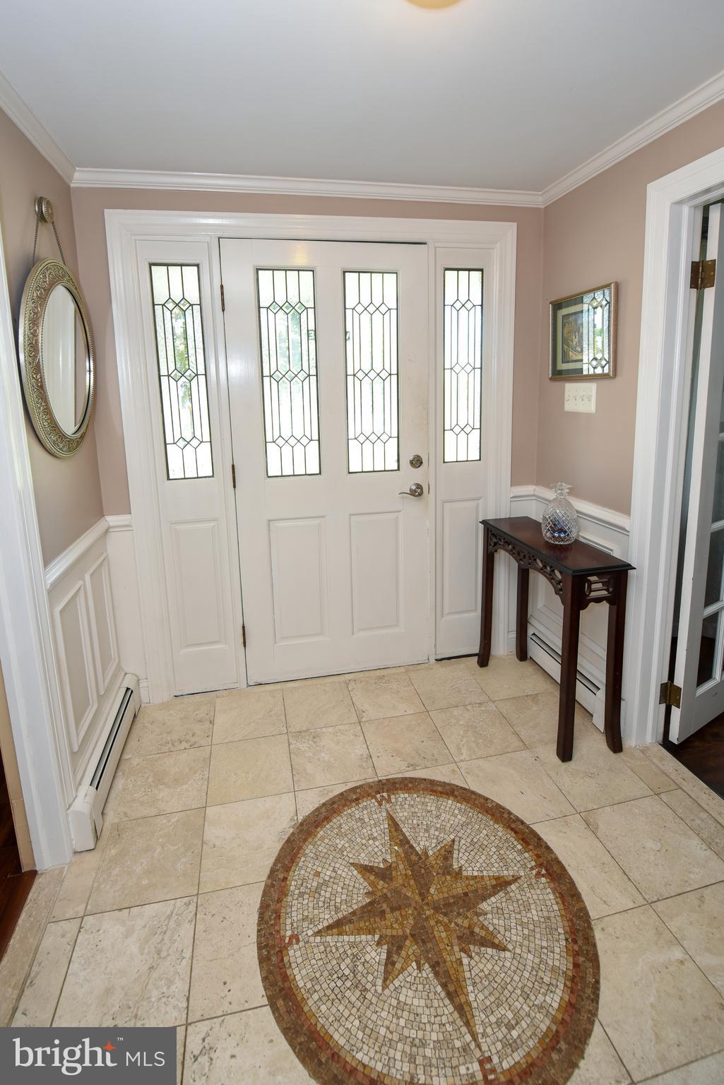 99 Rotterdam Road North Holland, PA 18966 - Photo 3 of 38 Entry Foyer