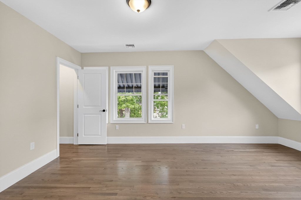152 Washington Street, Unit 3 Boston, MA 02135 - Photo 8 of 22