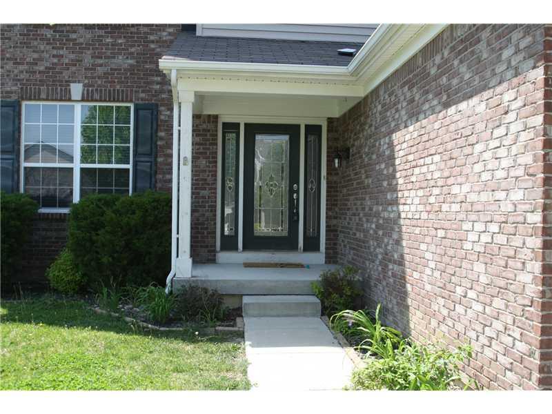 5672 Yorktown Road Plainfield, IN 46168 - Photo 2 of 24 Gallery Image 2