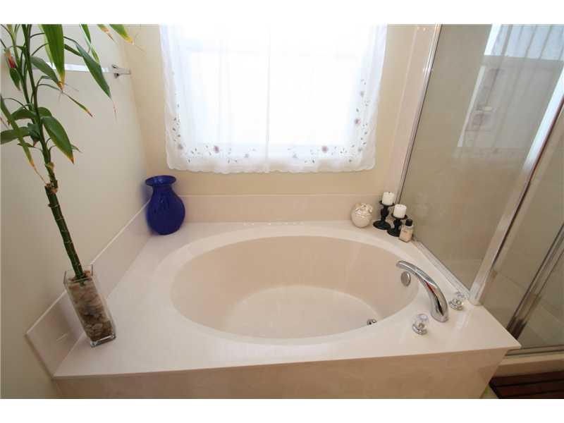 5672 Yorktown Road Plainfield, IN 46168 - Photo 17 of 24 Gallery Image 17