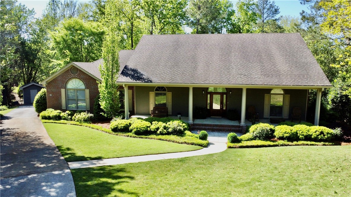 1387 Lake Hills Road Auburn, AL 36830 - Photo 2 of 25 Gallery Image 2