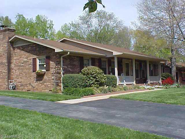 621 Runningbrook Lane Rural Hall, NC 27045 - Photo 1 of 9 Exterior Front.