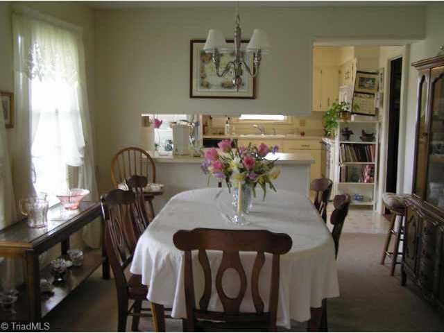 621 Runningbrook Lane Rural Hall, NC 27045 - Photo 2 of 9 Other. Dining room