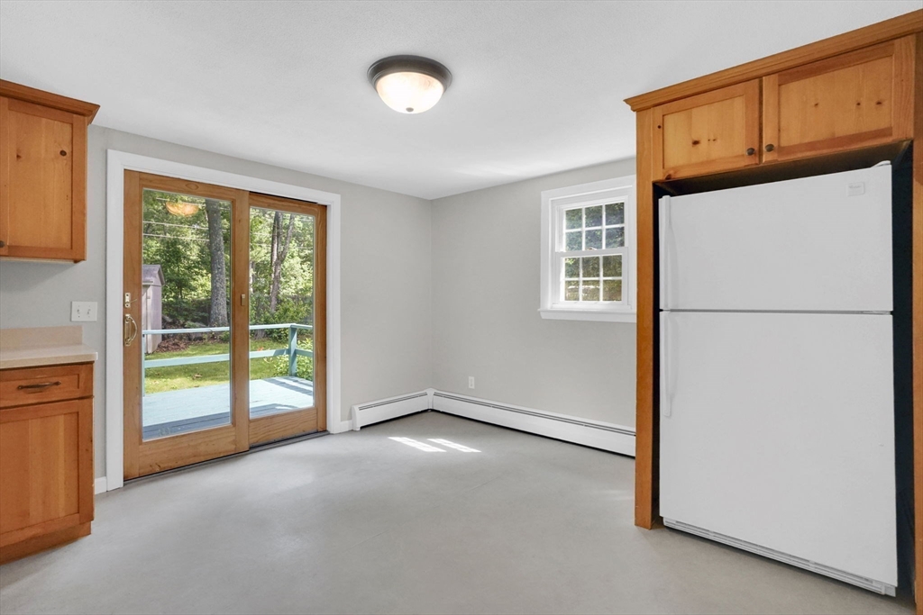 4 Silver Street Monson, MA 01057 - Photo 5 of 29