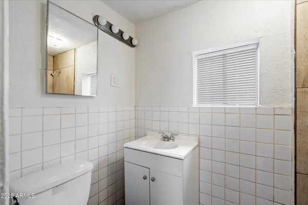 $895 | 703 West 1st Place, Unit 2, Mesa, AZ 85201