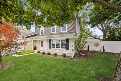 $550,000 | 6155 Ivy Drive, Lisle, IL 60532