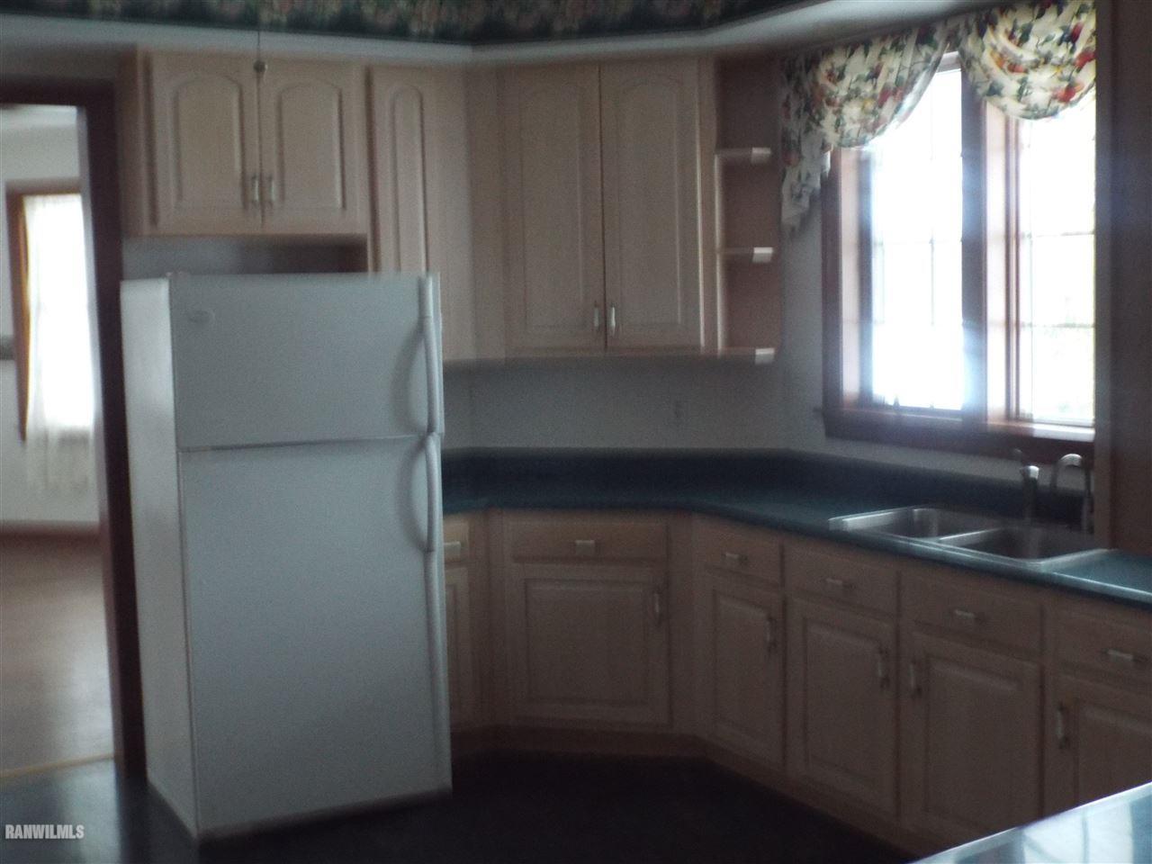 3426 East Albrecht Road Elizabeth, IL 61028 - Photo 3 of 29 Gallery Image 3