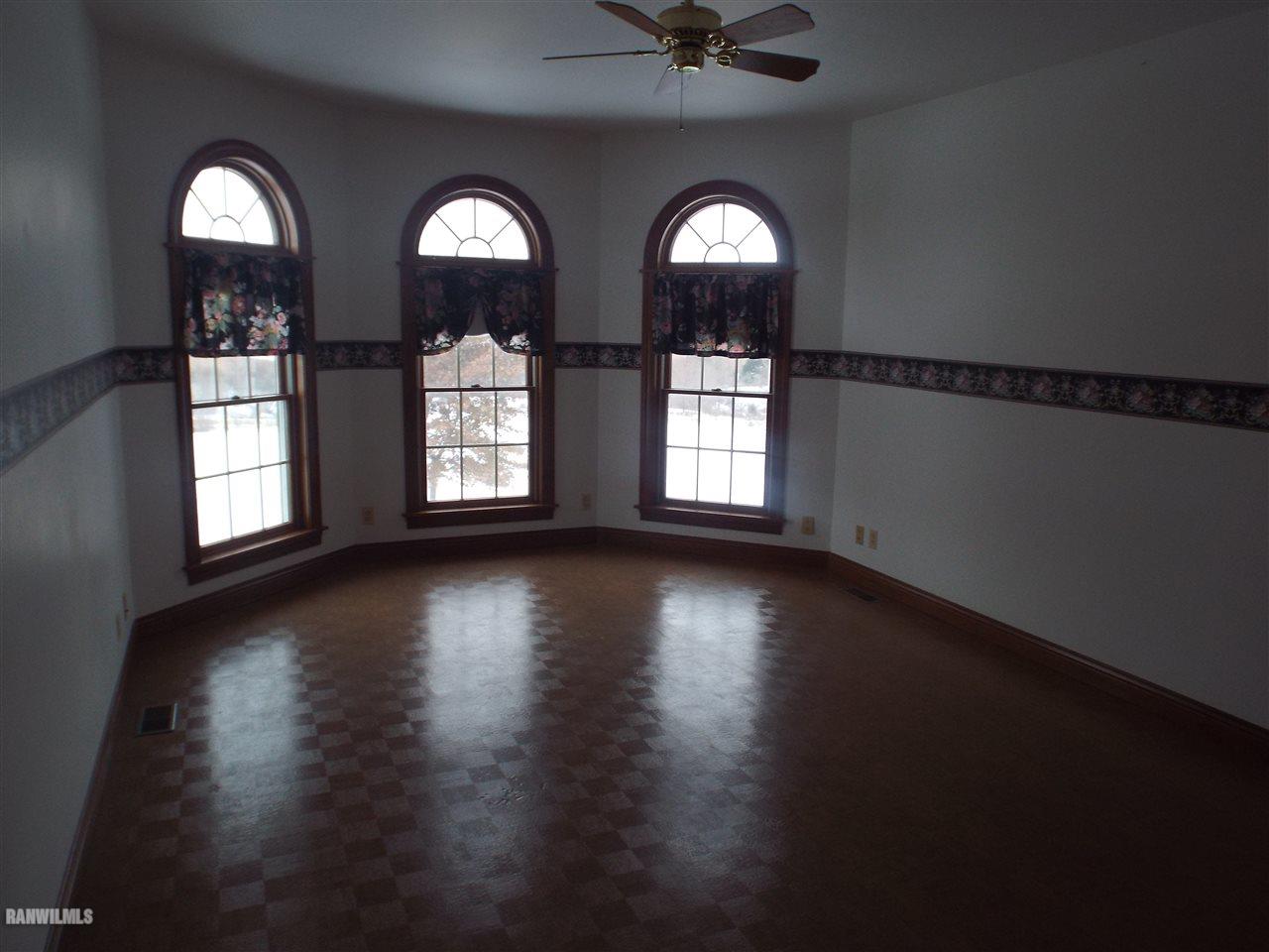 3426 East Albrecht Road Elizabeth, IL 61028 - Photo 6 of 29 Gallery Image 6