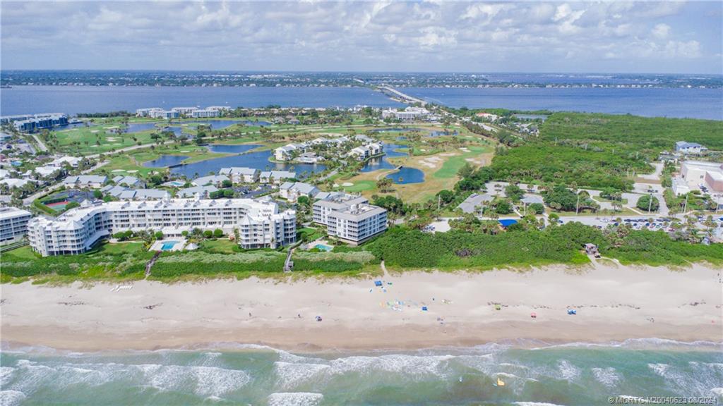 669 Northeast Plantation Road, Unit 403 Stuart, FL 34996 - Photo 36 of 43 Gallery Image 36