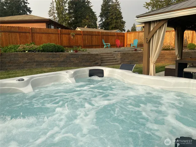 $589,950 | 11921 Farwest Drive Southwest, Lakewood, WA 98498