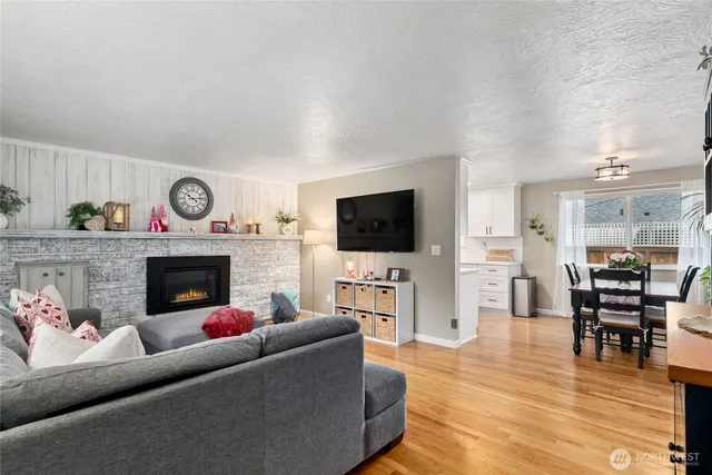 $589,950 | 11921 Farwest Drive Southwest, Lakewood, WA 98498