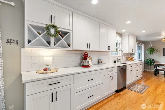 $589,950 | 11921 Farwest Drive Southwest, Lakewood, WA 98498