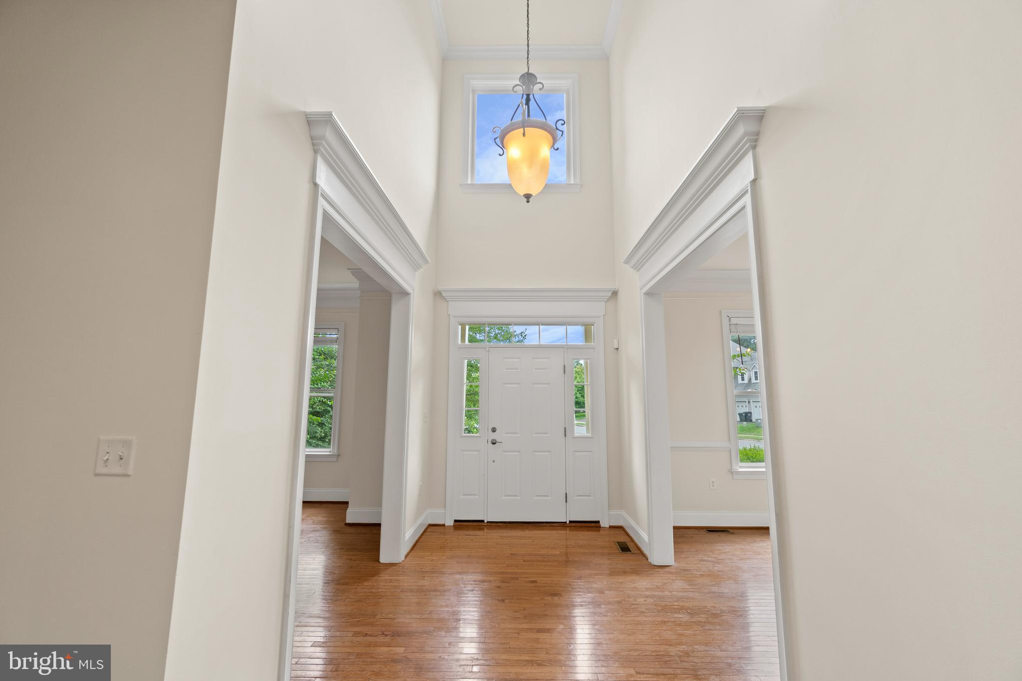 8104 Maya Court Vienna, VA 22182 - Photo 3 of 48 Two story foyer