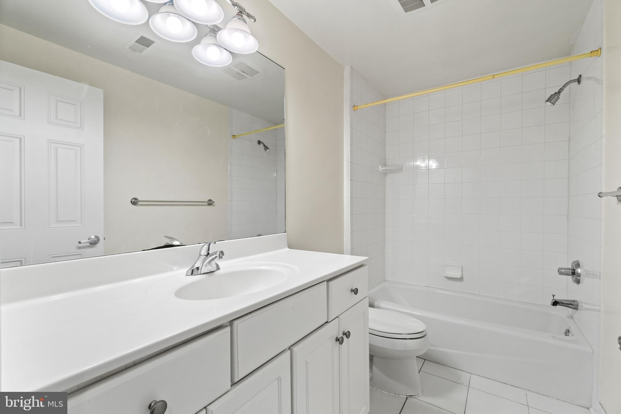 8104 Maya Court Vienna, VA 22182 - Photo 37 of 48