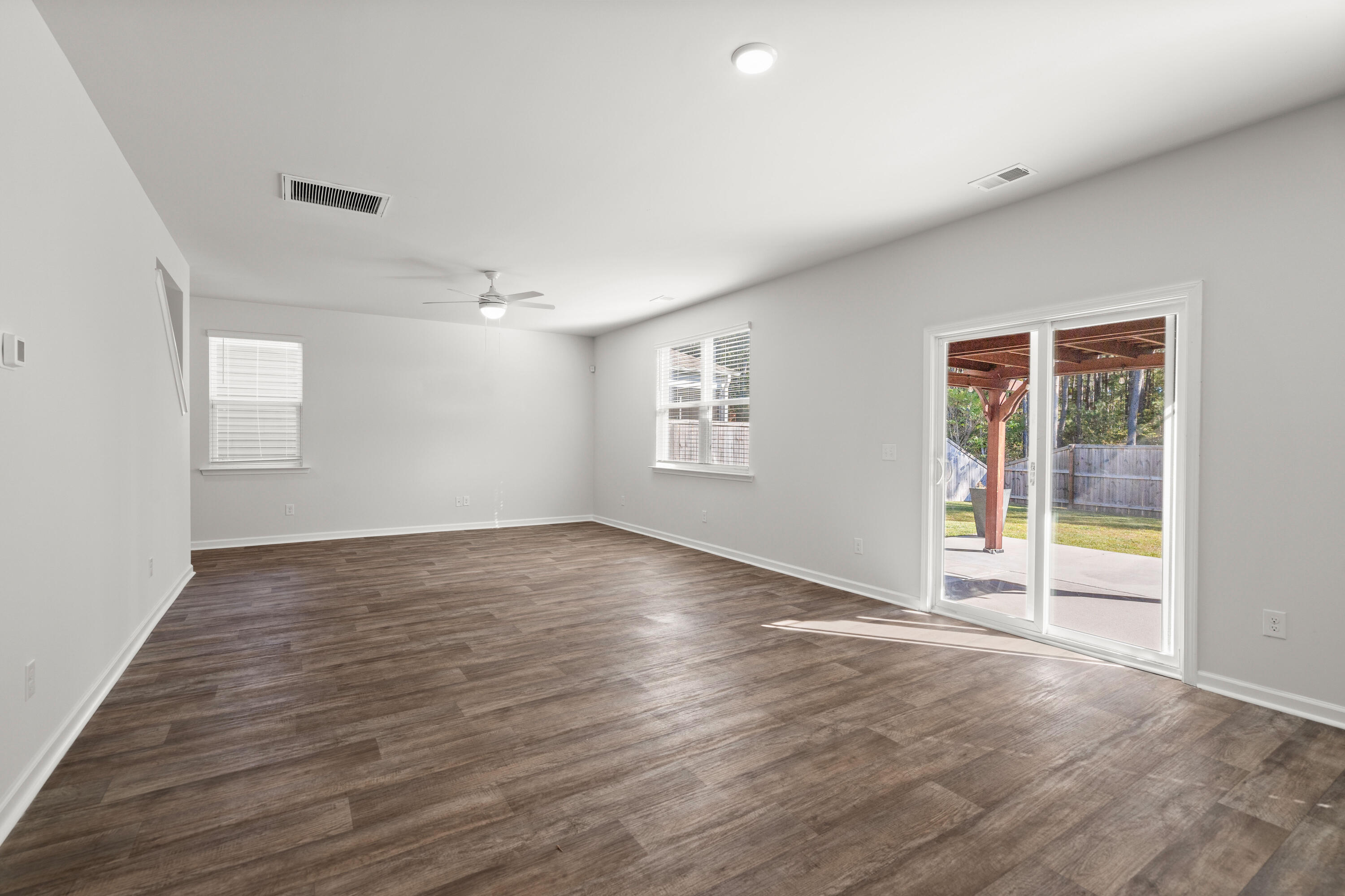 337 Bering Lane Summerville, SC 29486 - Photo 12 of 61 13