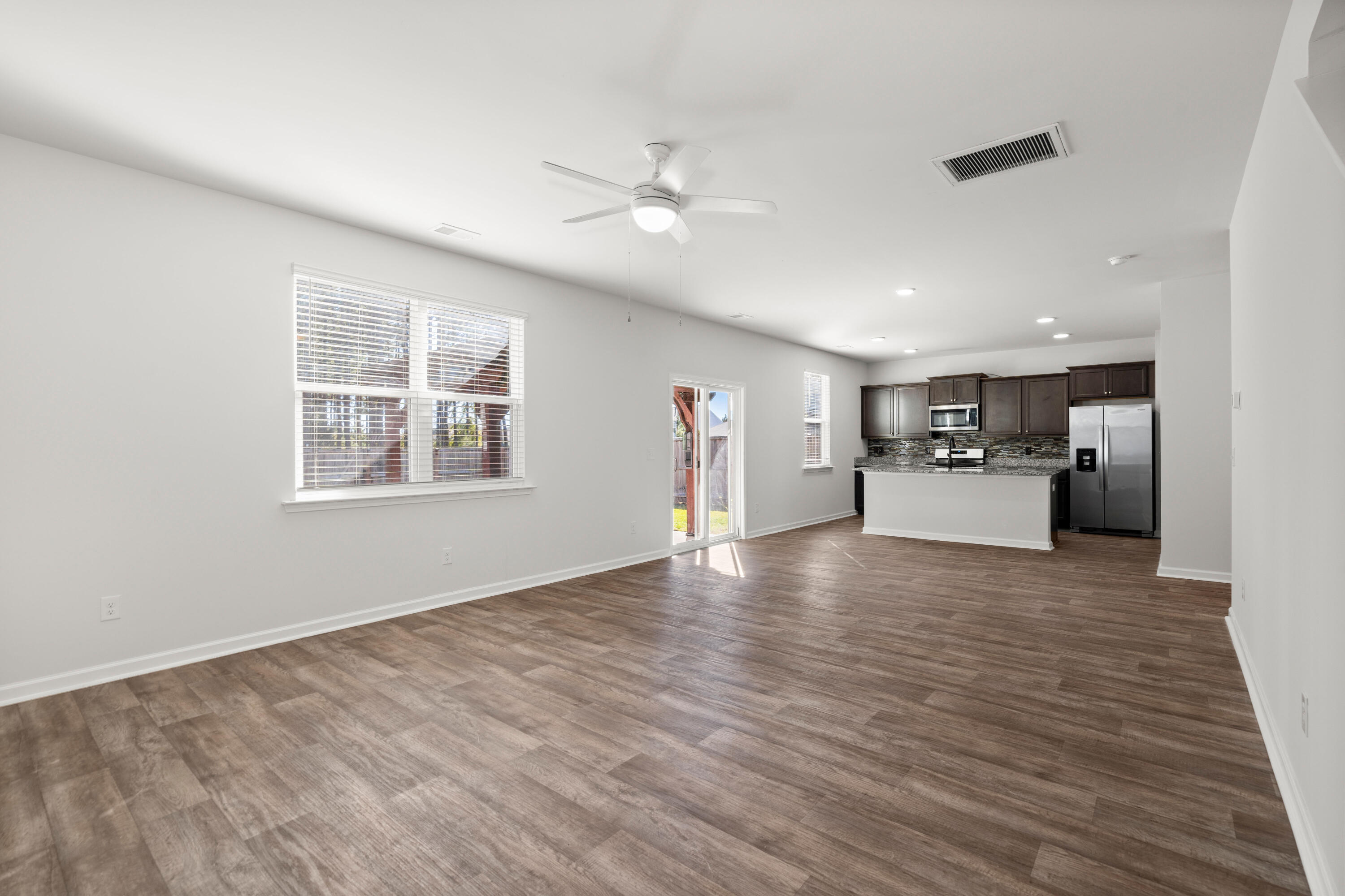 337 Bering Lane Summerville, SC 29486 - Photo 17 of 61 18