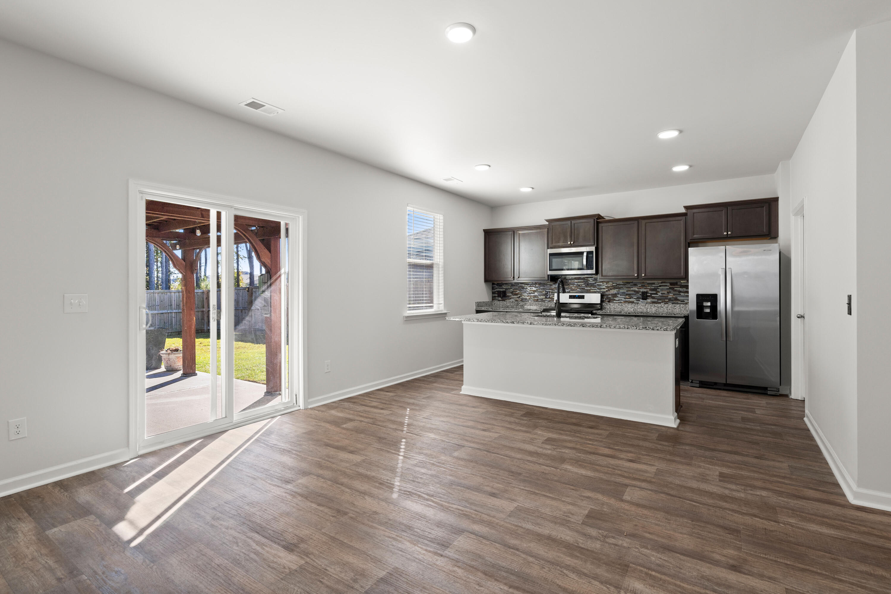 337 Bering Lane Summerville, SC 29486 - Photo 20 of 61 21