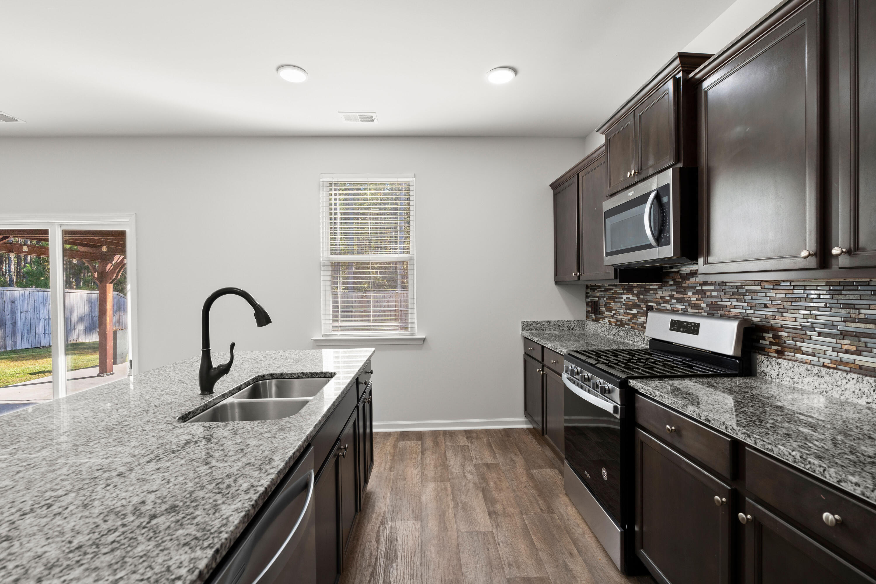 337 Bering Lane Summerville, SC 29486 - Photo 23 of 61 24