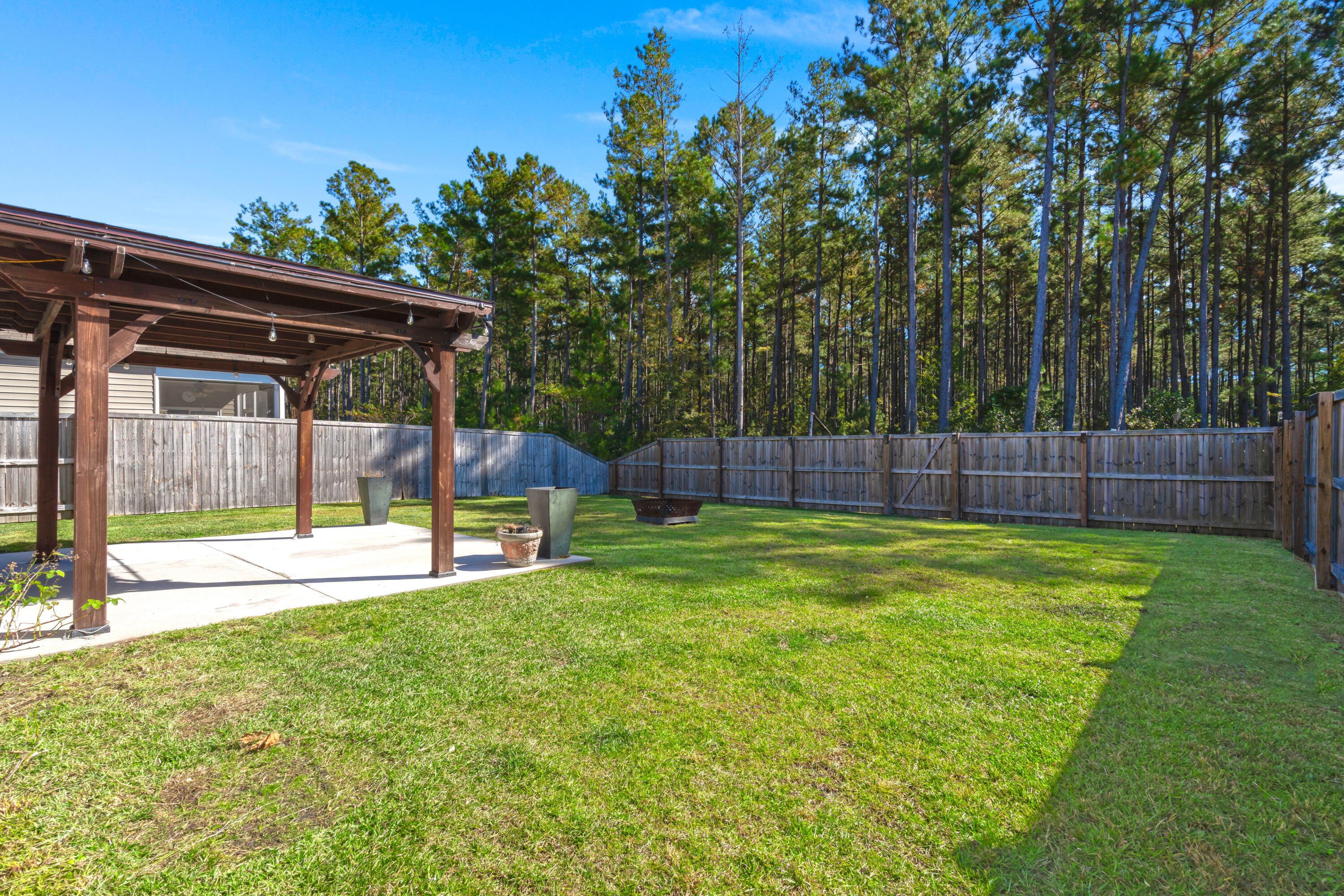 337 Bering Lane Summerville, SC 29486 - Photo 49 of 61 48