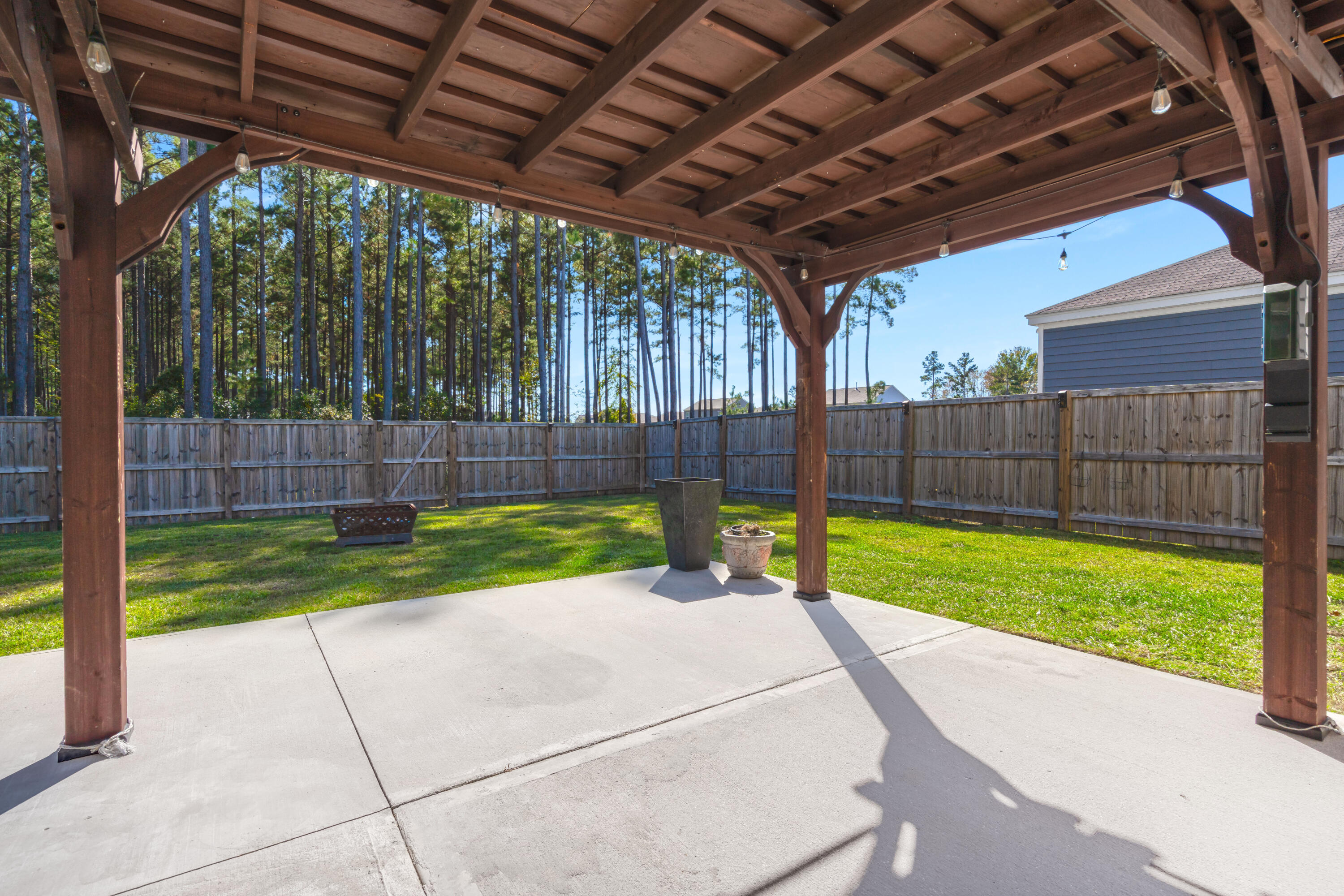 337 Bering Lane Summerville, SC 29486 - Photo 50 of 61 49