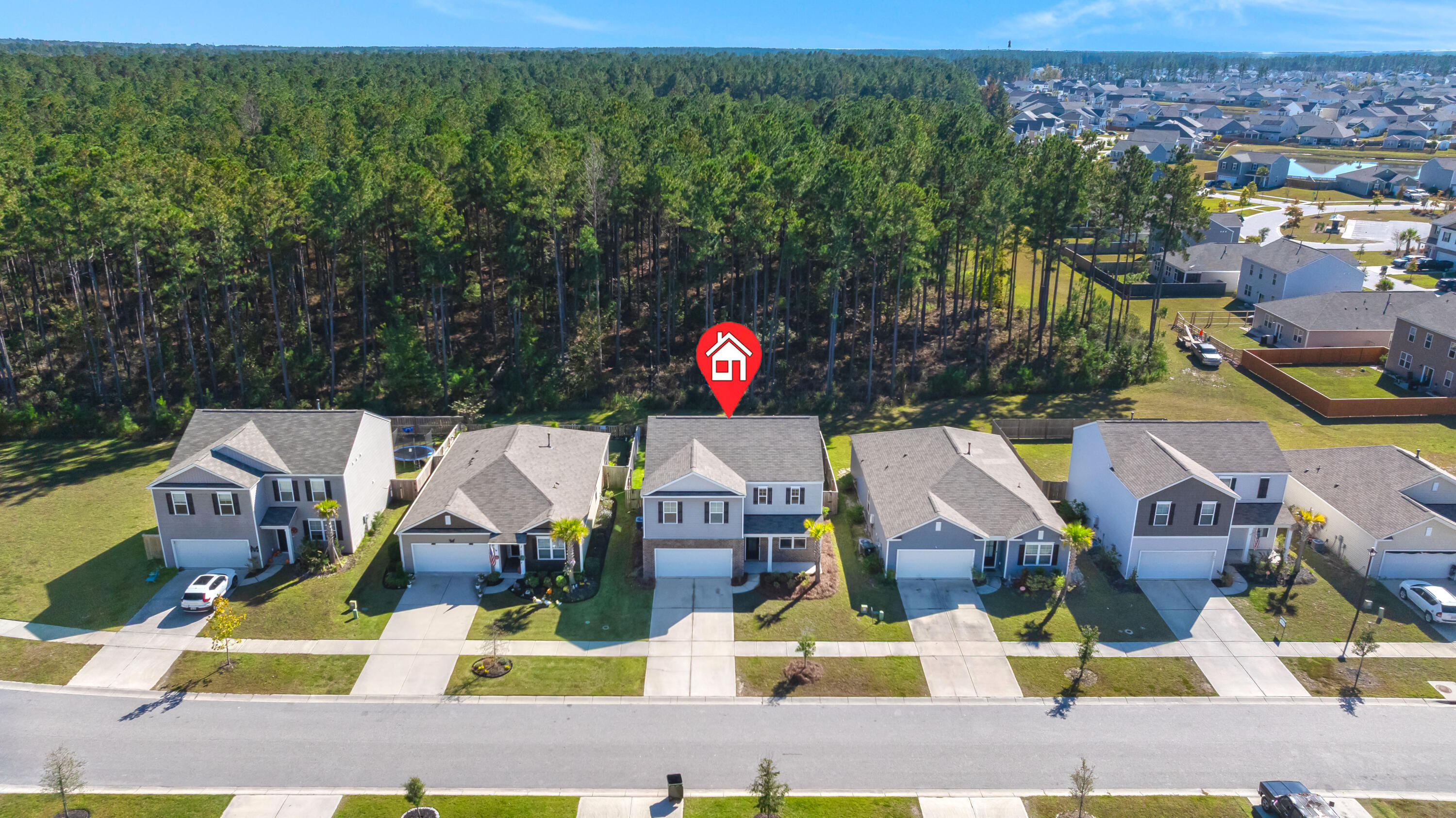 337 Bering Lane Summerville, SC 29486 - Photo 6 of 61 6