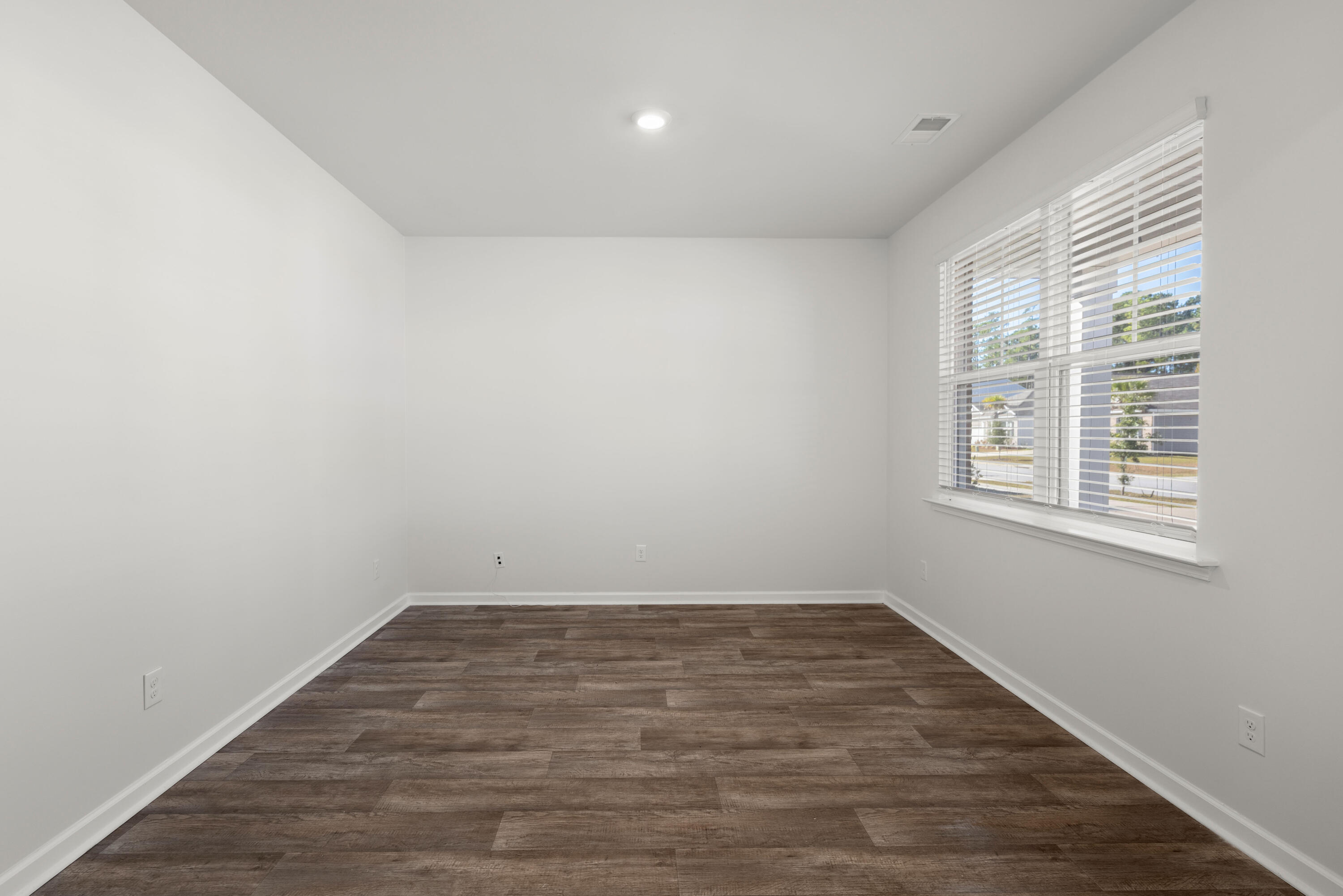 337 Bering Lane Summerville, SC 29486 - Photo 9 of 61 10