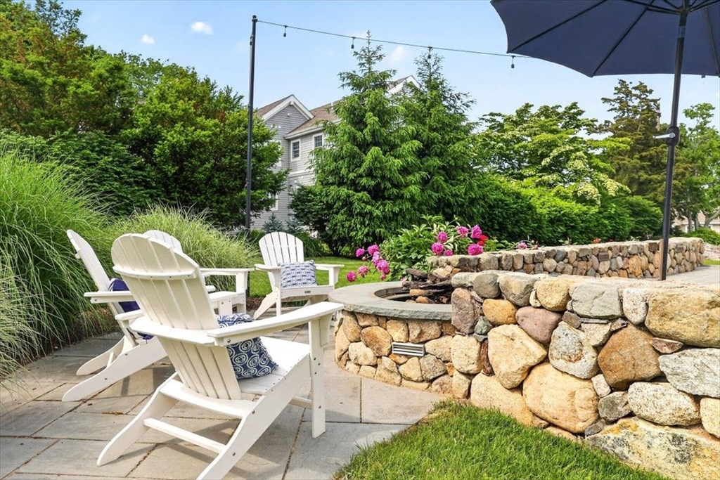 50 Kimball Beach Road Hingham, MA 02043 - Photo 5 of 40