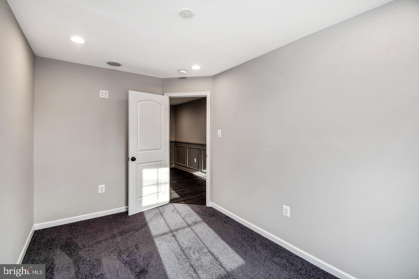 36 Valley Road Levittown, PA 19057 - Photo 32 of 33 Gallery Image 32