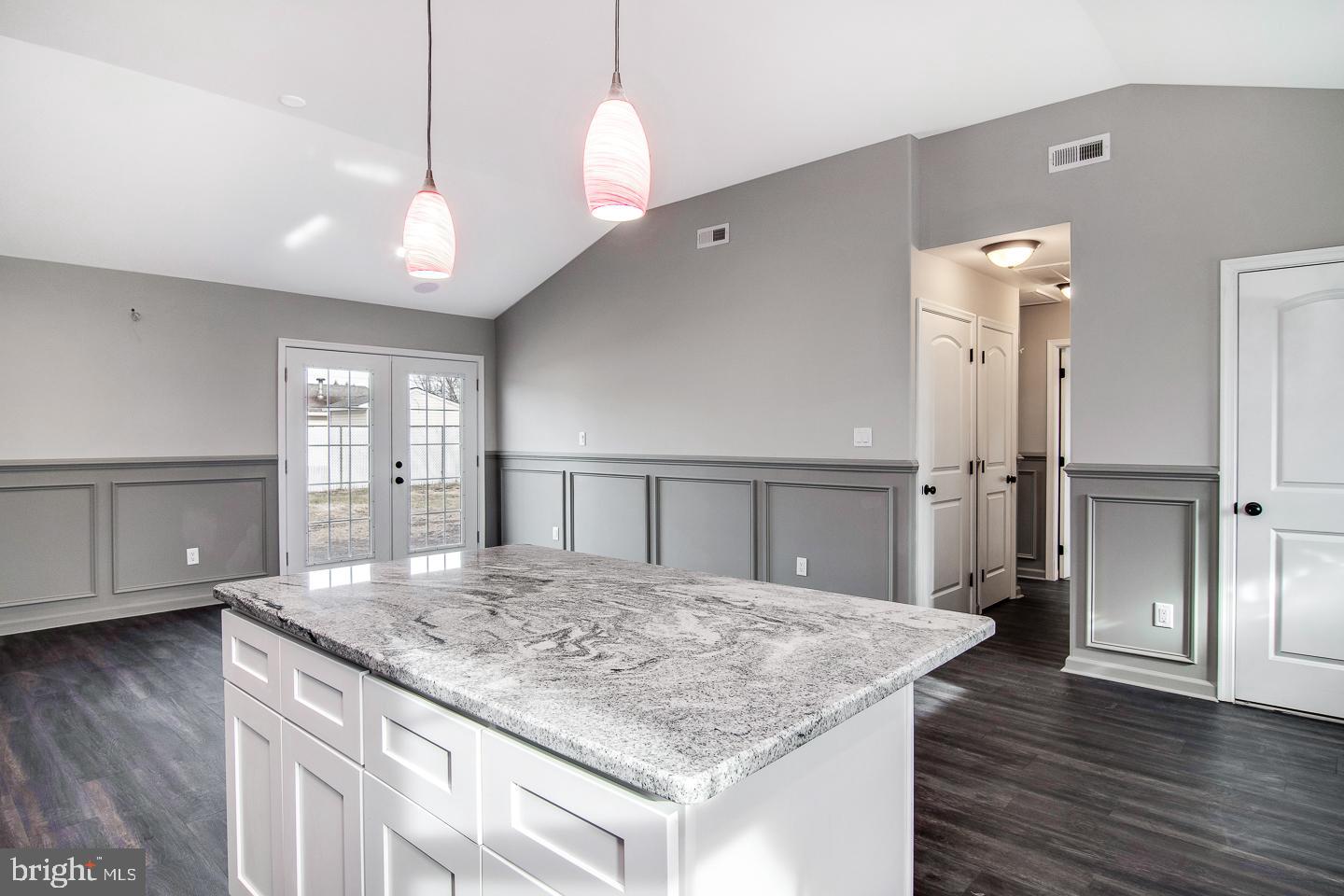 36 Valley Road Levittown, PA 19057 - Photo 6 of 33 Gallery Image 6