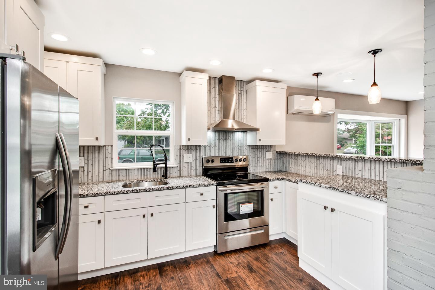 36 Valley Road Levittown, PA 19057 - Photo 8 of 33 Gallery Image 8