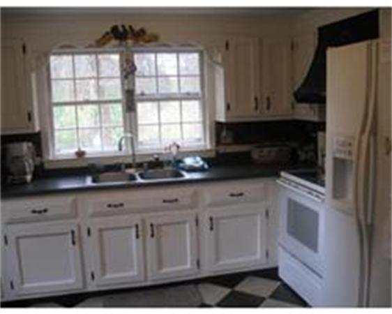 21 Stagecoach Road Rehoboth, MA 02769 - Photo 4 of 10 Gallery Image 4