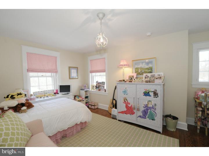 15 Fariston Road Wayne, PA 19087 - Photo 14 of 24 Bedroom 2