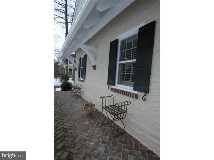 15 Fariston Road Wayne, PA 19087 - Photo 23 of 24 Exterior Front