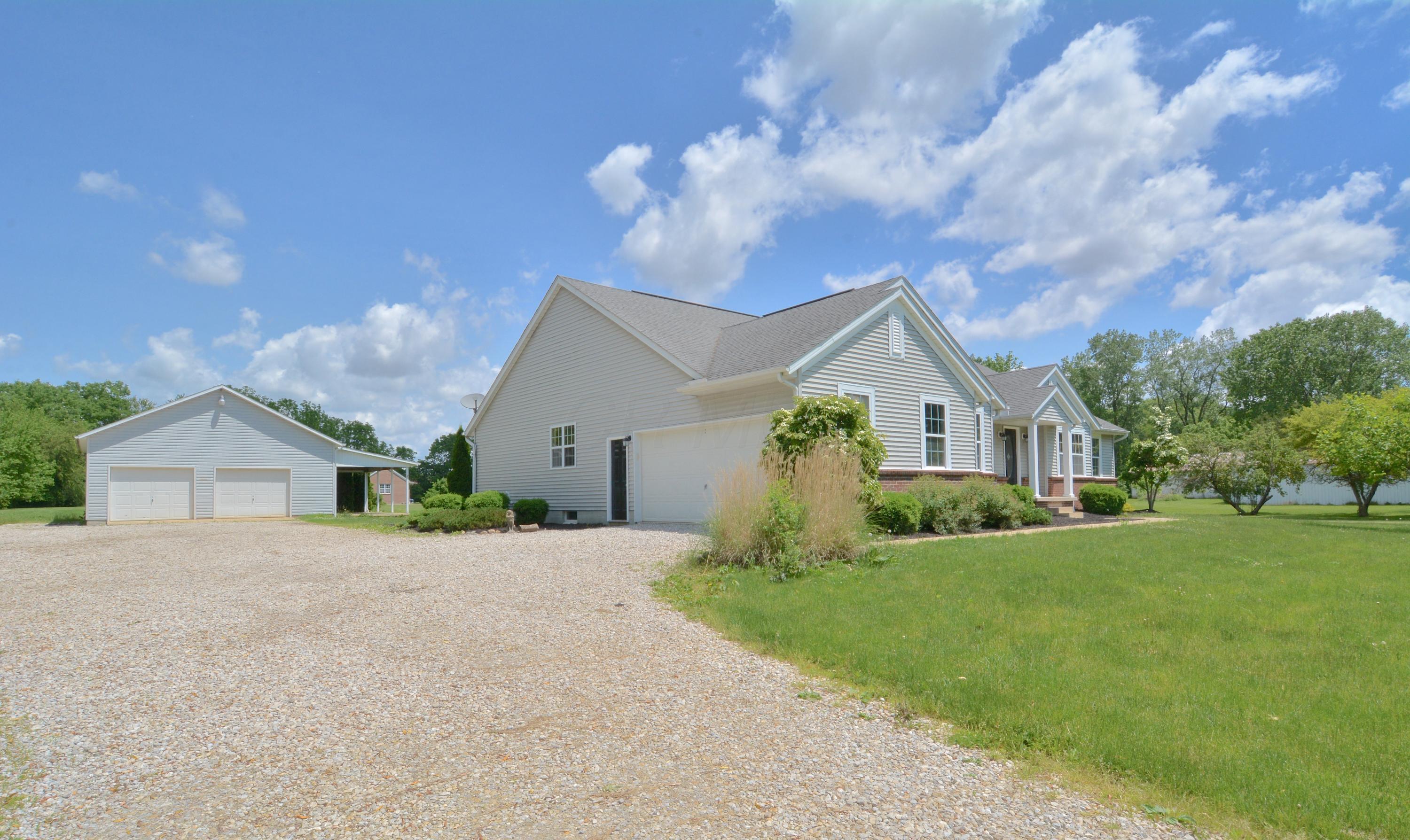 725 Kingsbury Road Delaware, OH 43015 - Photo 3 of 48