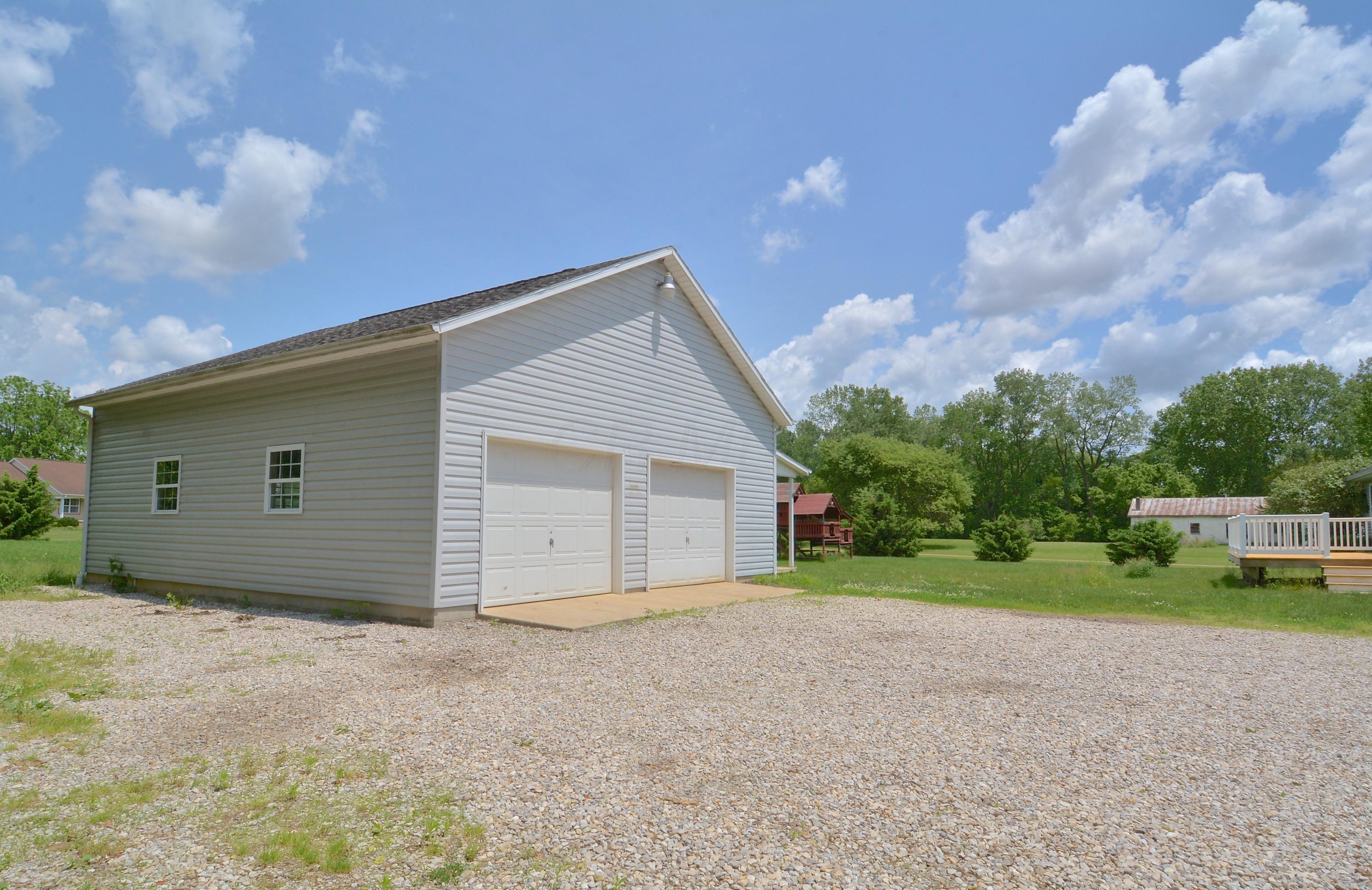 725 Kingsbury Road Delaware, OH 43015 - Photo 10 of 48