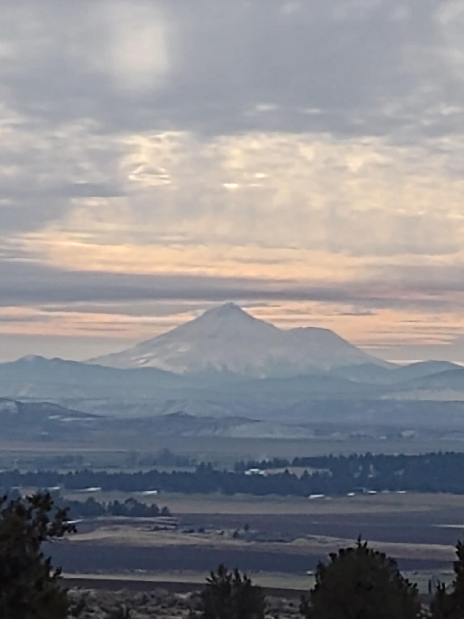 17722 Pope Road Merrill, OR 97633 - Photo 39 of 61 a view of city and mountain