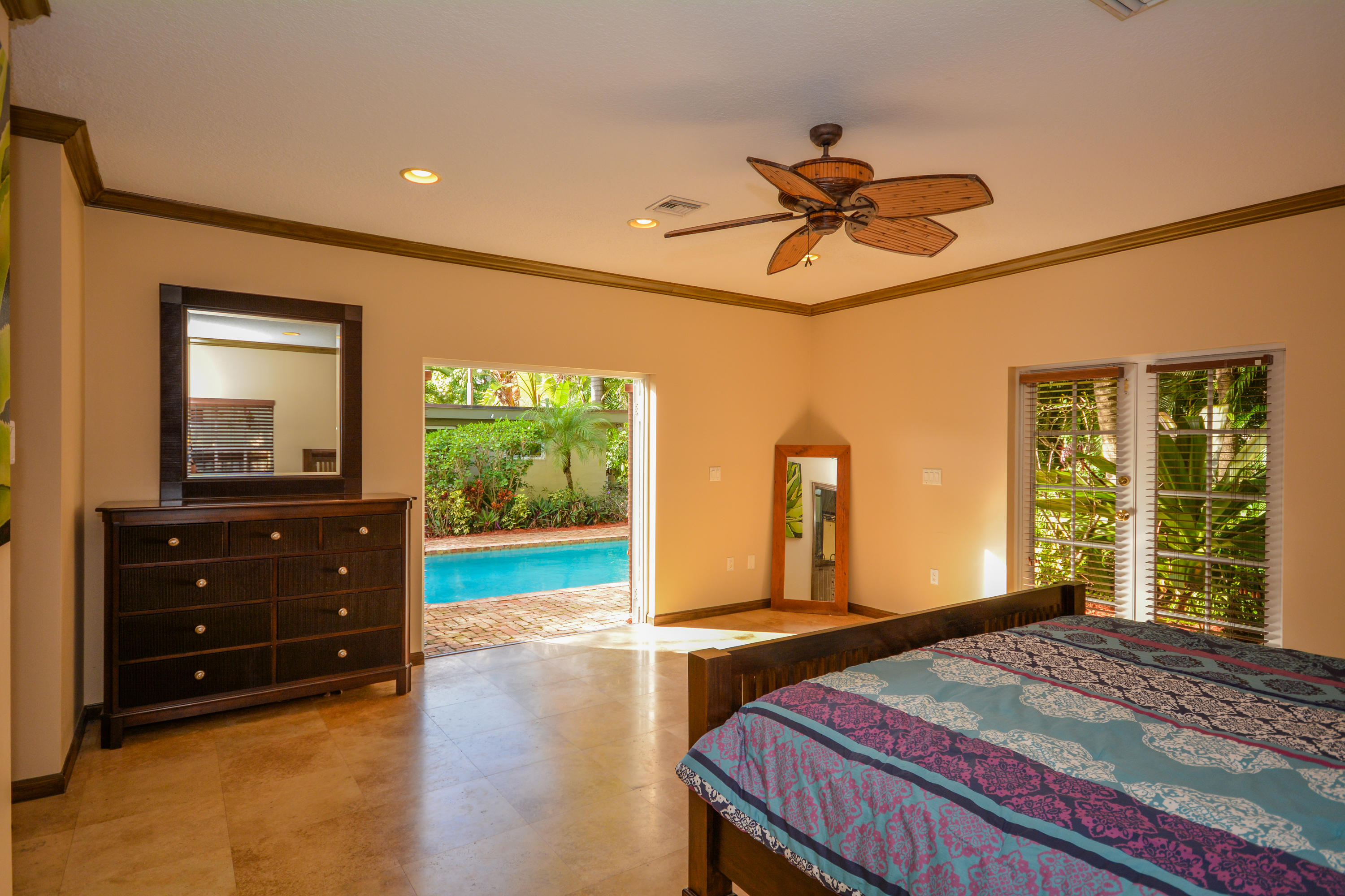 225 Northeast 4th Street Boca Raton, FL 33432 - Photo 14 of 22 Master Suite