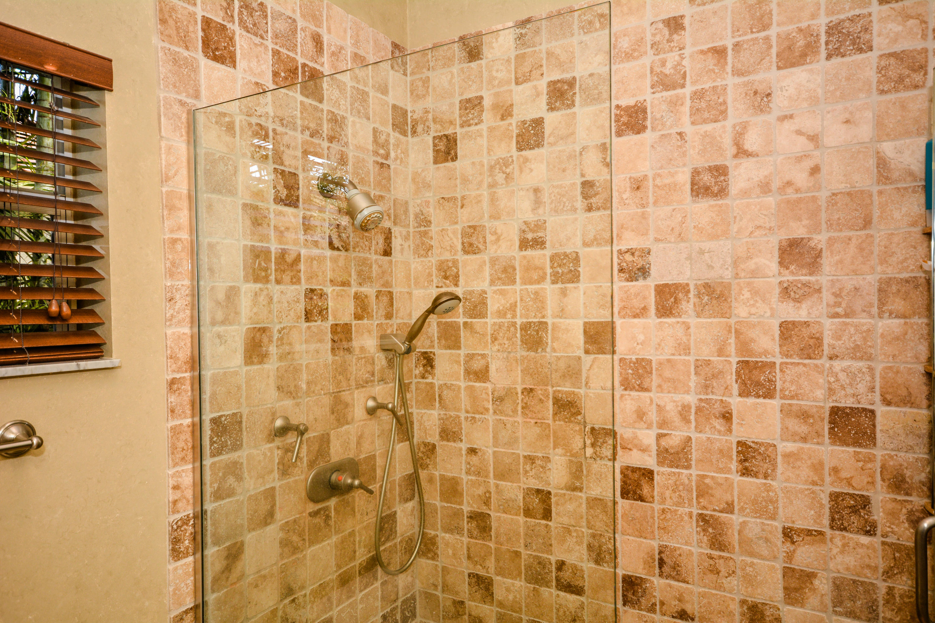 225 Northeast 4th Street Boca Raton, FL 33432 - Photo 16 of 22 Master Shower