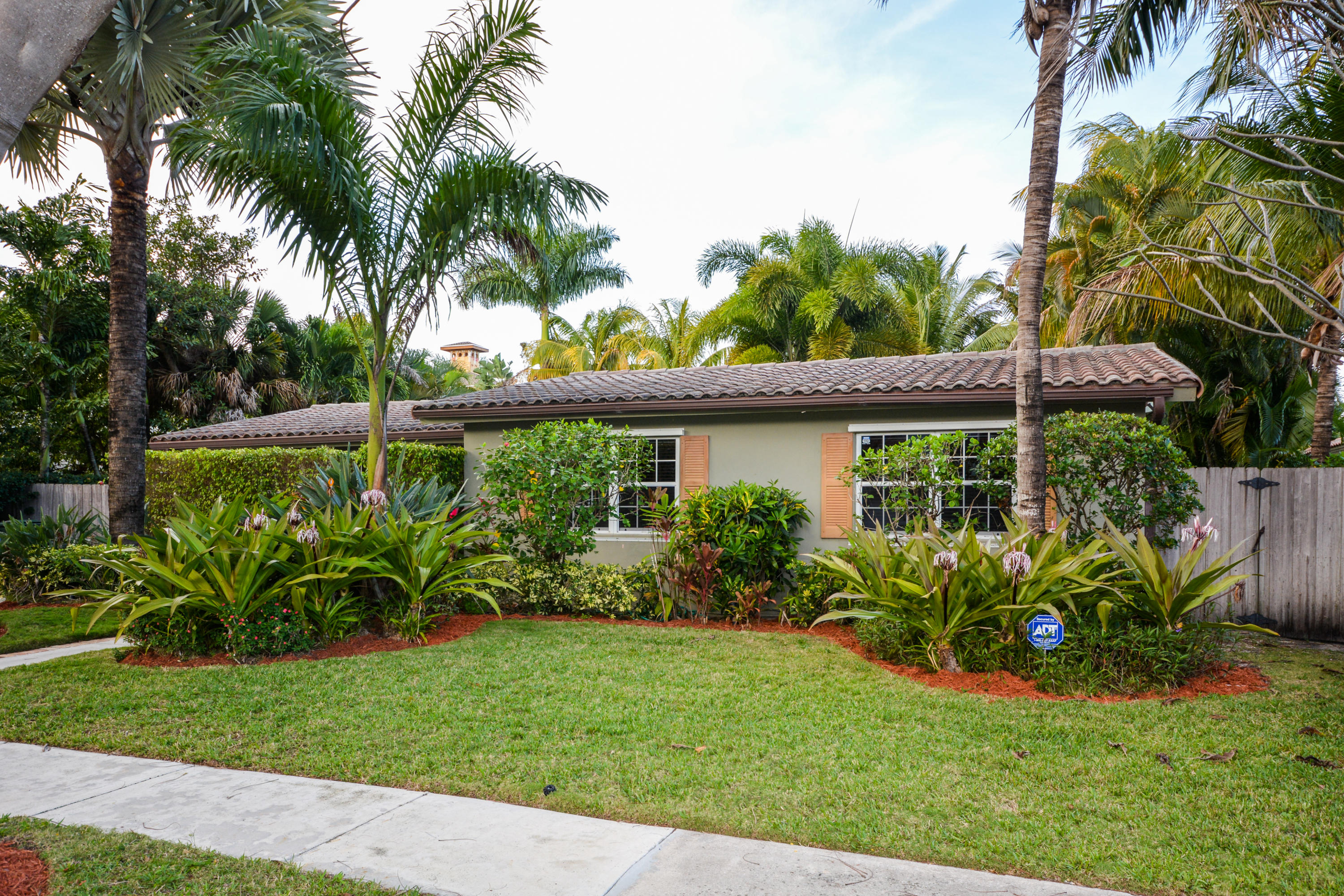 225 Northeast 4th Street Boca Raton, FL 33432 - Photo 3 of 22 Street View