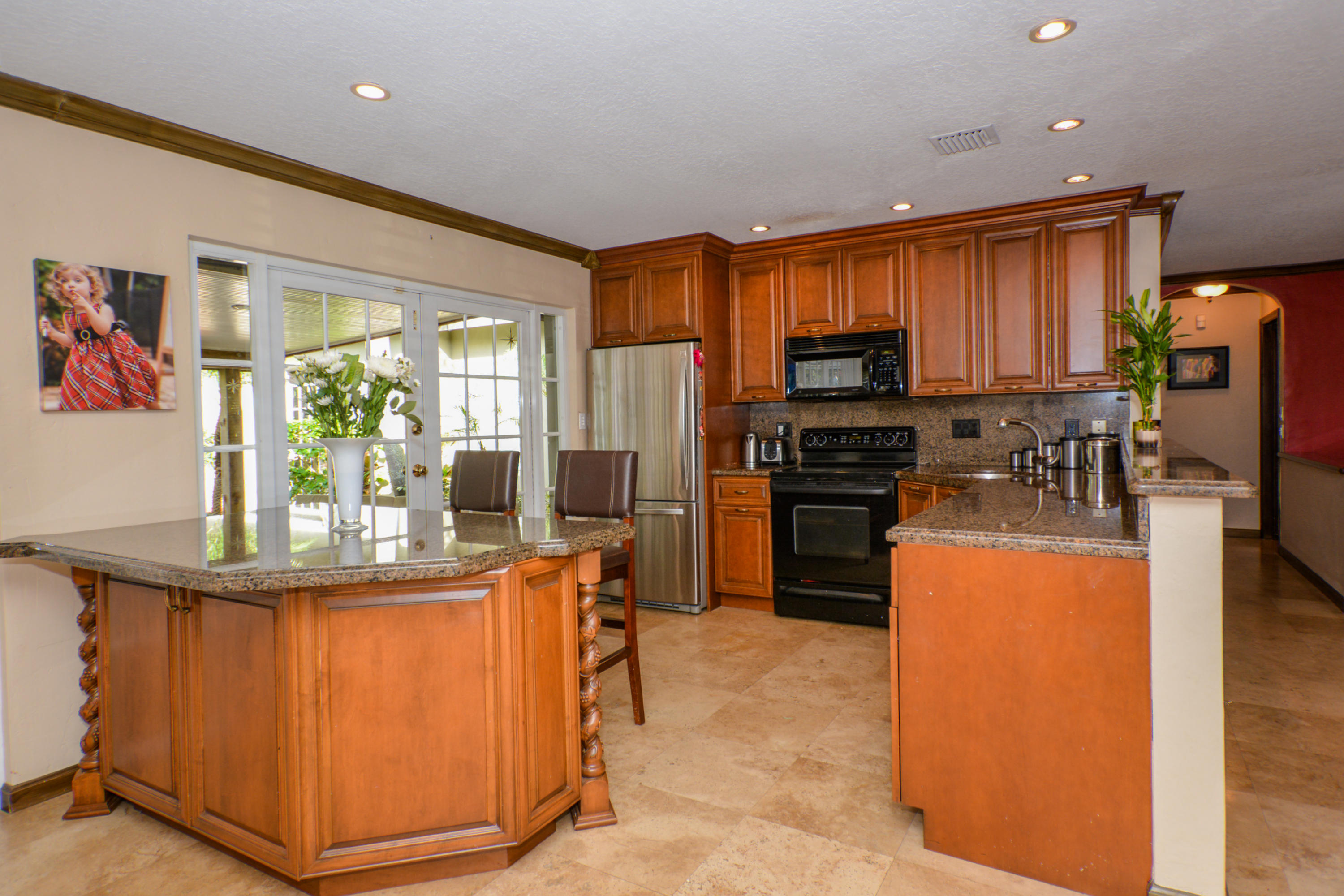225 Northeast 4th Street Boca Raton, FL 33432 - Photo 5 of 22 Kitchen